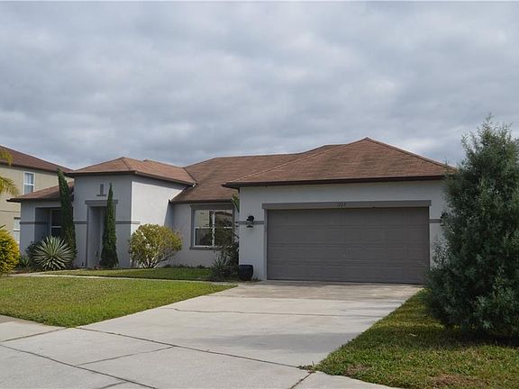 2nd image of 1727 Woodlark Way