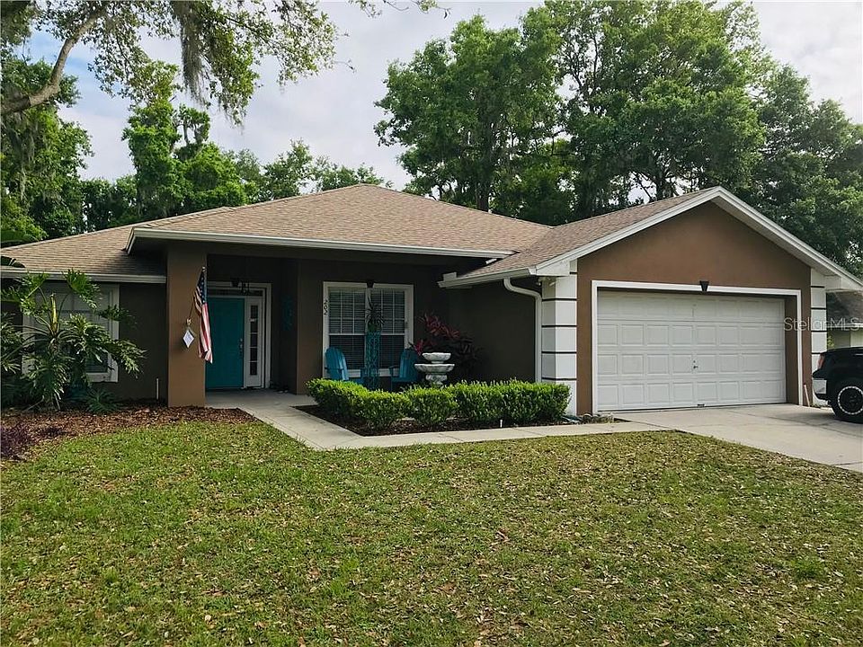 1st image of 202 Towering Pines Dr