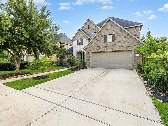 3rd image of 3314 Crimson Arbor Lane