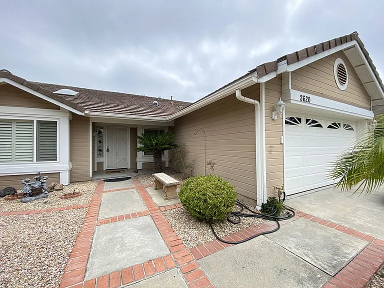 2620 El Aguila Ln — Photo 2