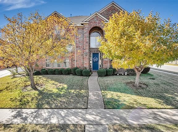2nd image of 4229 Saginaw Ln