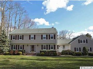 14 W Farm Rd, Middletown, NJ 07748