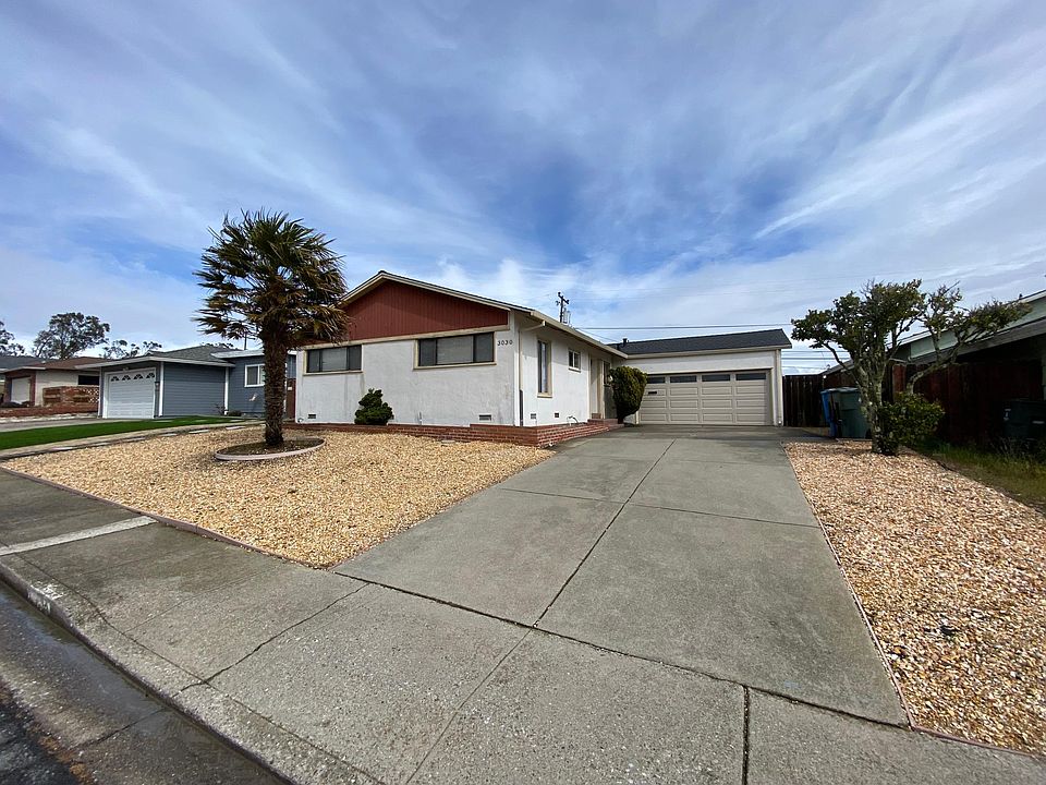 1st image of 3030 Fleetwood Dr