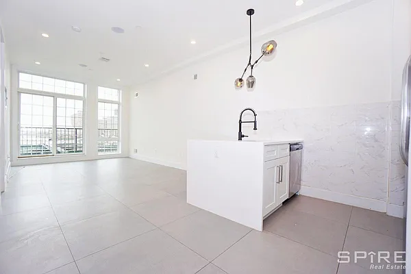 Rented by Spire Group | media 22