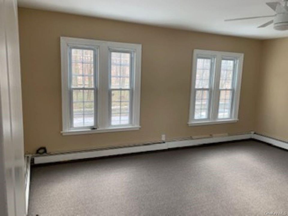 1st image of 215 Main St