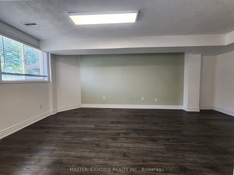82 Bellagio Cres #BASEMENT — Photo 4