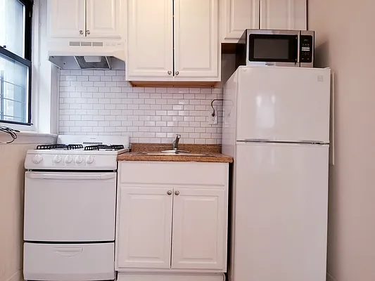 Rented by Bold New York | media 3