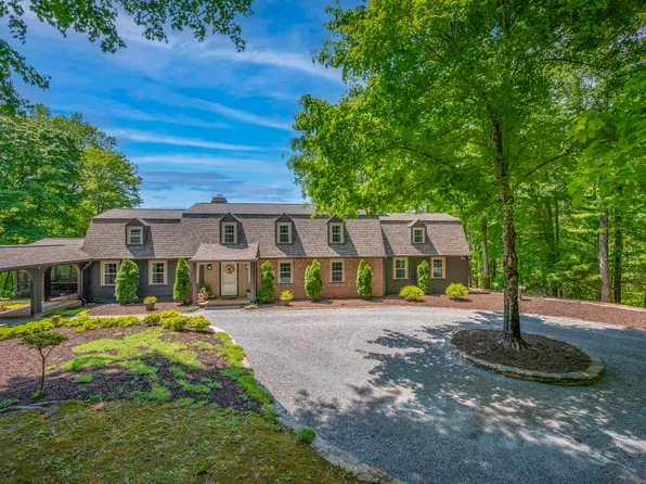 354 Jasmine Ln, Tryon, NC 28782
