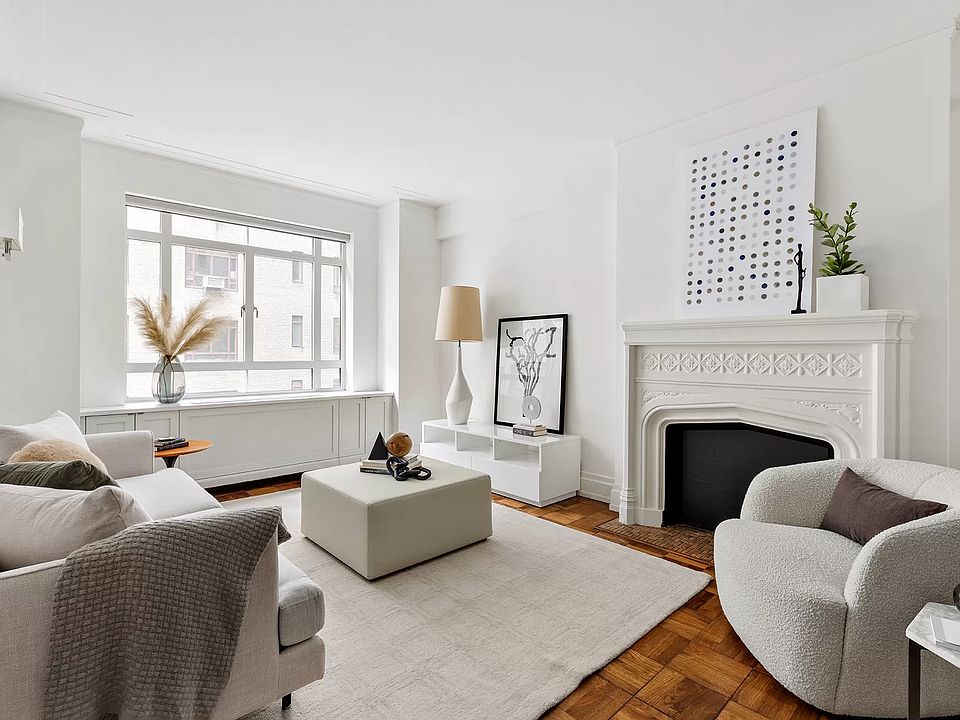 1st image of 25 Central Park W APT 6G