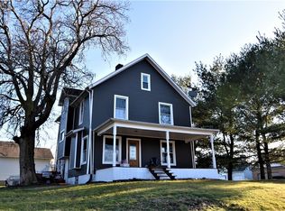 5374 Columbus Rd NE, Louisville, OH 44641