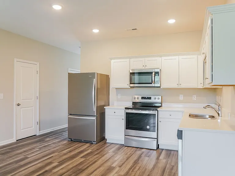 636 Wendell Falls Pkwy — Photo 9