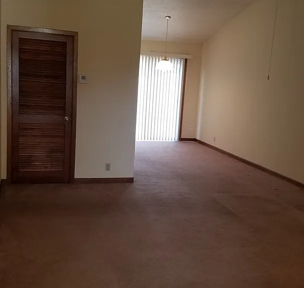 3266-3268 E Longfellow Ct — Photo 7