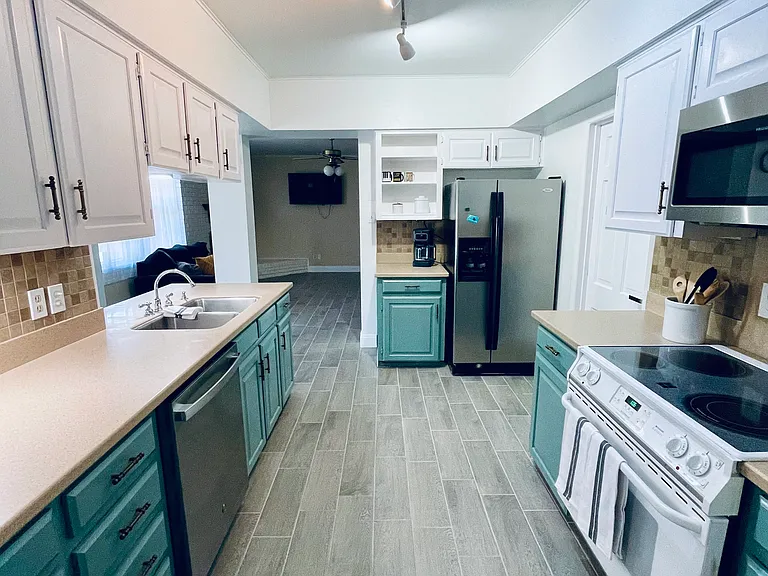 3104 W Avenue T — Photo 7
