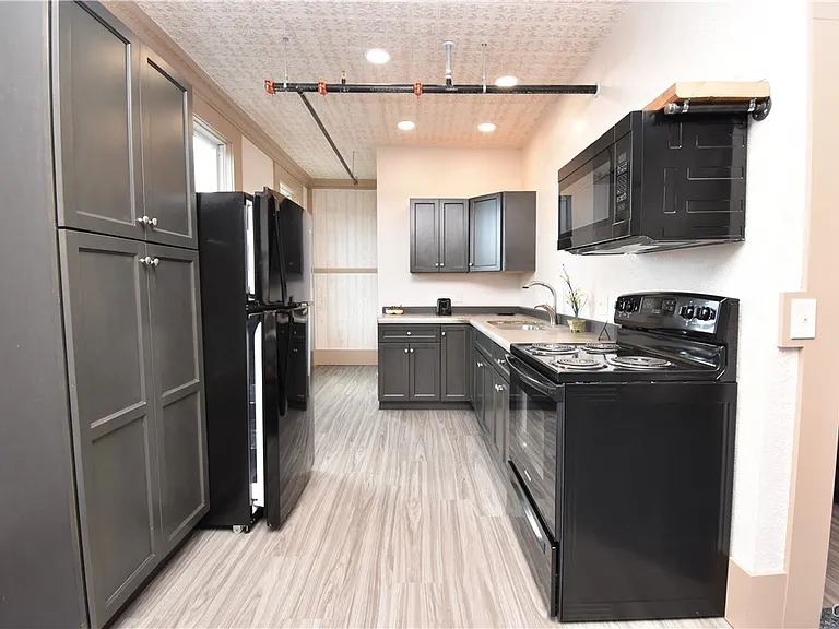 152 Court St #5 — Photo 13