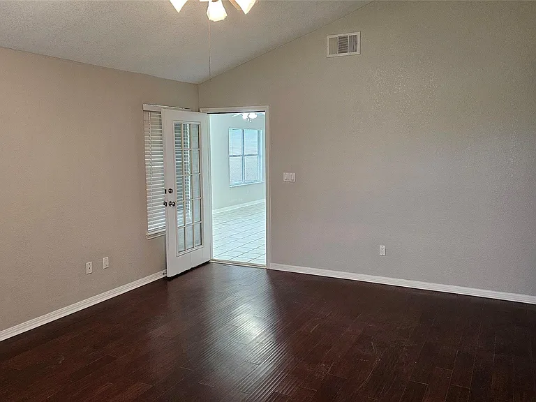 16 Brenda Ln — Photo 16