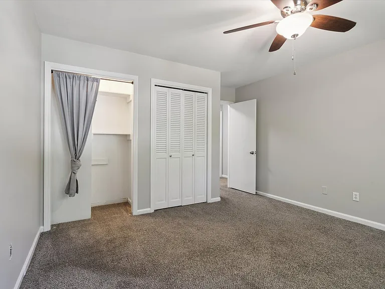 112 Leslie Dr — Photo 31