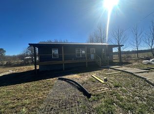 1217B Roanoke Rd, Jamestown, TN 38556