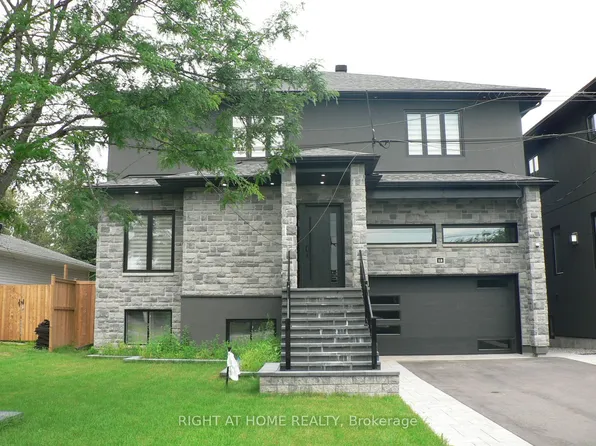 13 Bell Park St, Ottawa, ON K2S 1J1