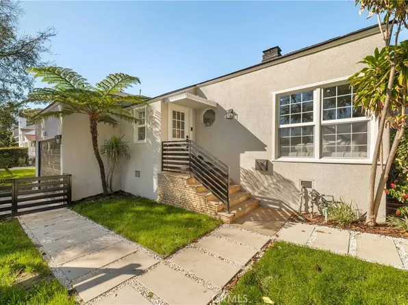 11333 Montana Ave, Los Angeles, CA 90049