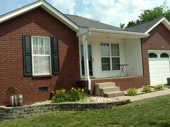 803 Spring Meadows Ln, Lebanon, TN 37087