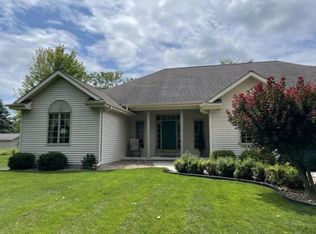 4817 Columbus St, Two Rivers, WI 54241