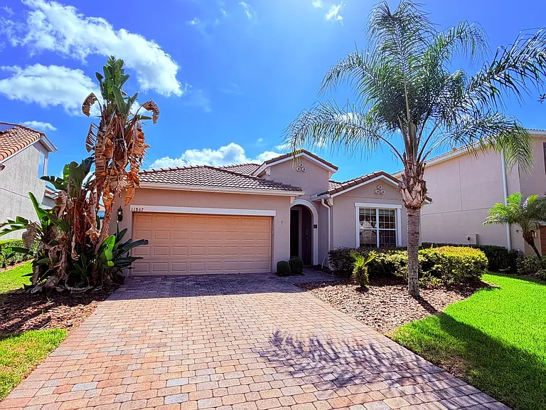 11867 Padua Ln — Photo 45