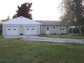 1st image of 805 Fieldson Dr
