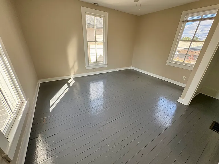 176 Main St — Photo 26