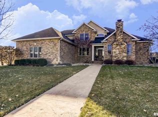 4300 Lynhurst Rd, Springfield, IL 62711