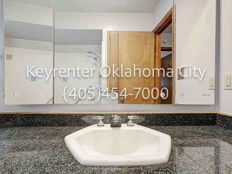 3632 Sunvalley Dr — Photo 29