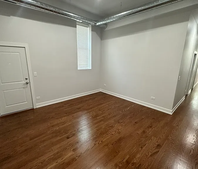 1444 W Erie St #1A — Photo 3