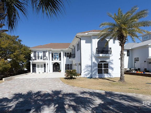 2nd image of 32355 River Rd