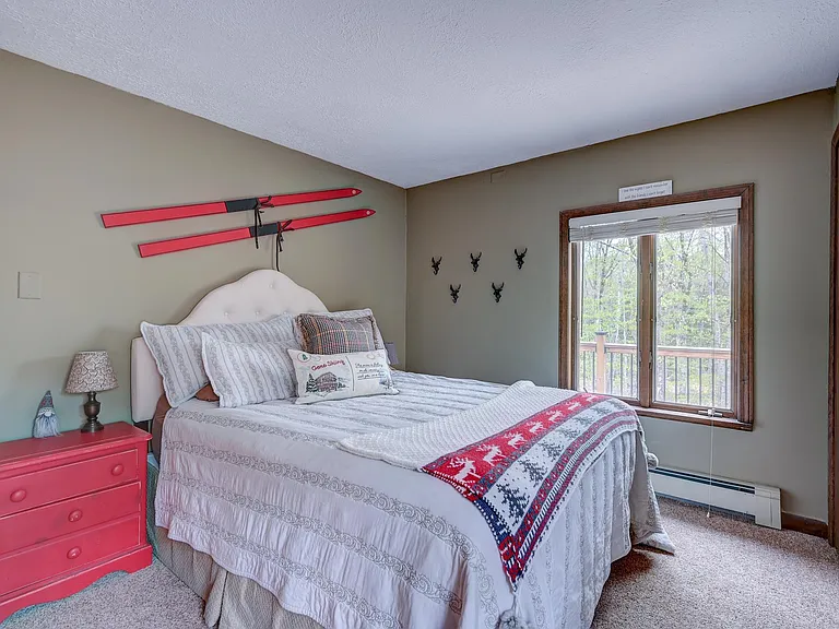 21 Littlefield Rd — Photo 24