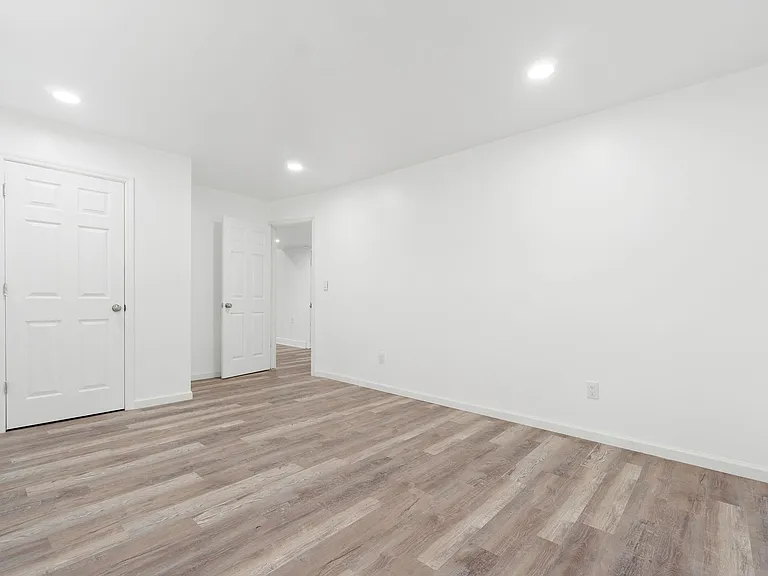 159 Shepard Ave #3 — Photo 10