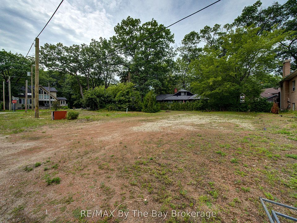 2nd image of 82 1st Ln