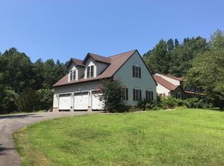 159 Marchant Dr, Fredericksburg, VA 22406