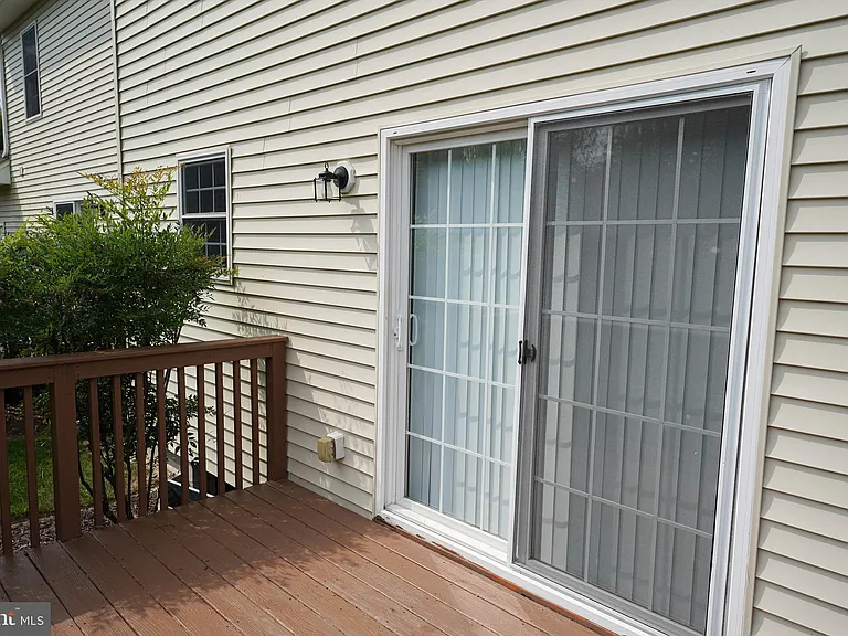 1331 Aspen Dr — Photo 9