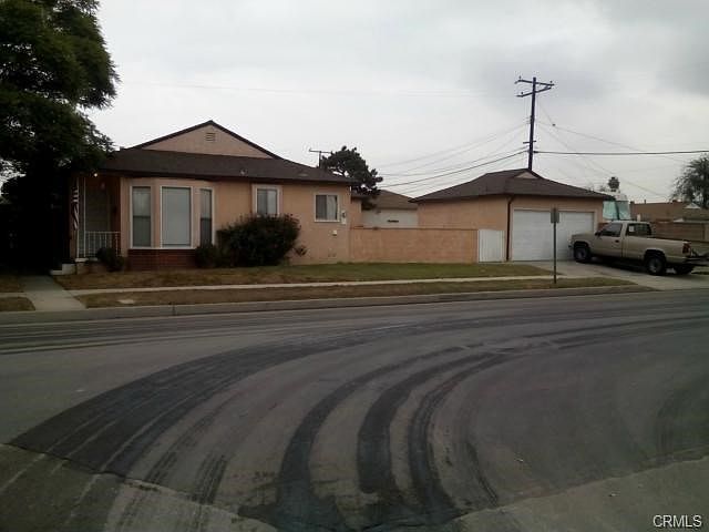 2nd image of 12836 Bombardier Ave