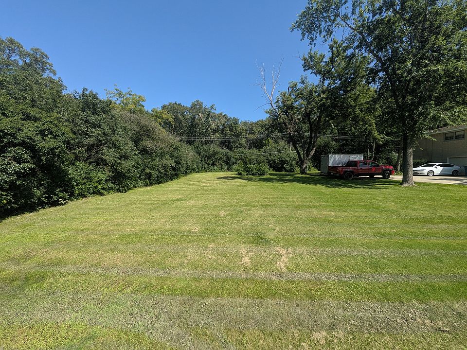 1st image of 14 Beckwith Ln