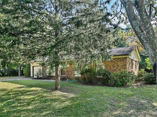 1001 Arberdale Dr, Fayetteville, NC 28304