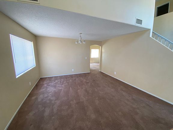 3rd image of 3423 Penthouse Pl