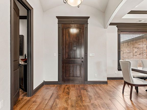 3rd image of 1417 Skogee Cir