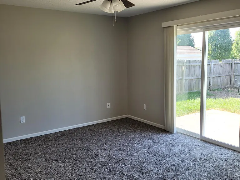 118 Bent Stream Ln — Photo 12