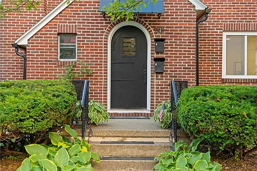 726 Seneca St #1 Photo 1