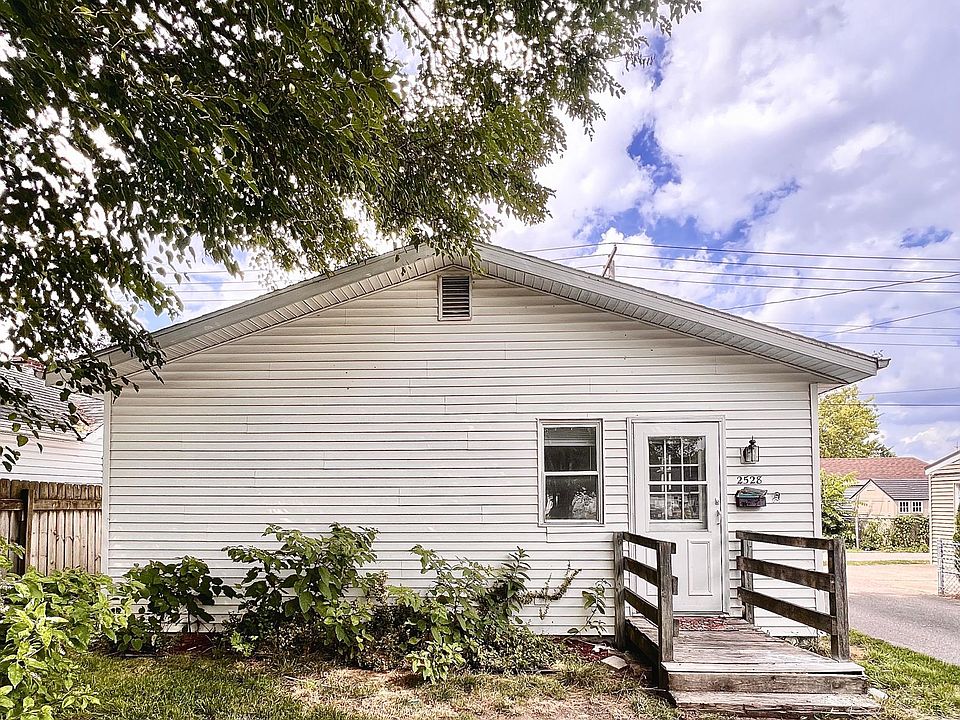 1st image of 2528 Milburn Blvd