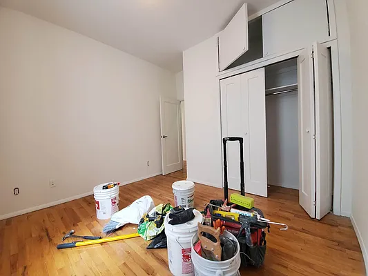 Rented by Bond New York | media 18