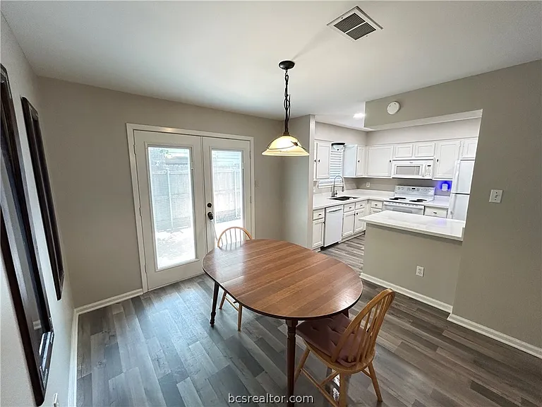 1904 Dartmouth St #K2 — Photo 8