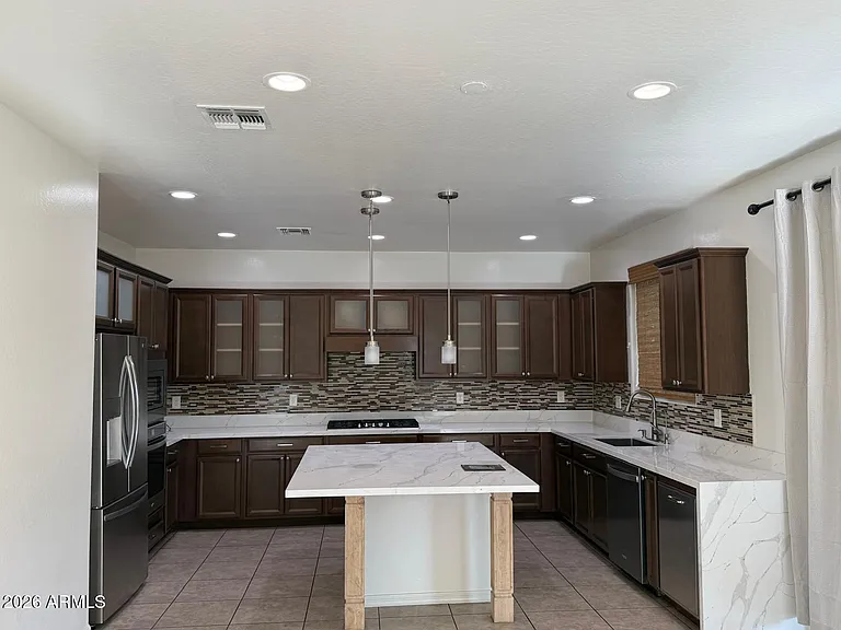 2043 E Lantana Dr — Photo 9