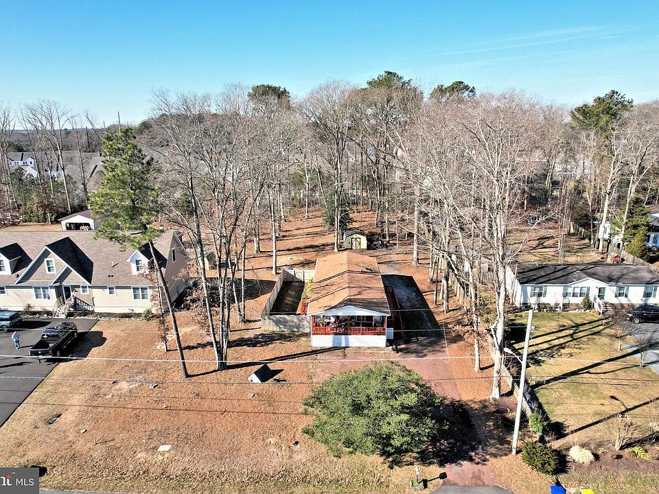 1st image of 18372 Hudson Rd