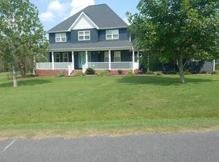 170 Carriage Ln, Benton, KY 42025